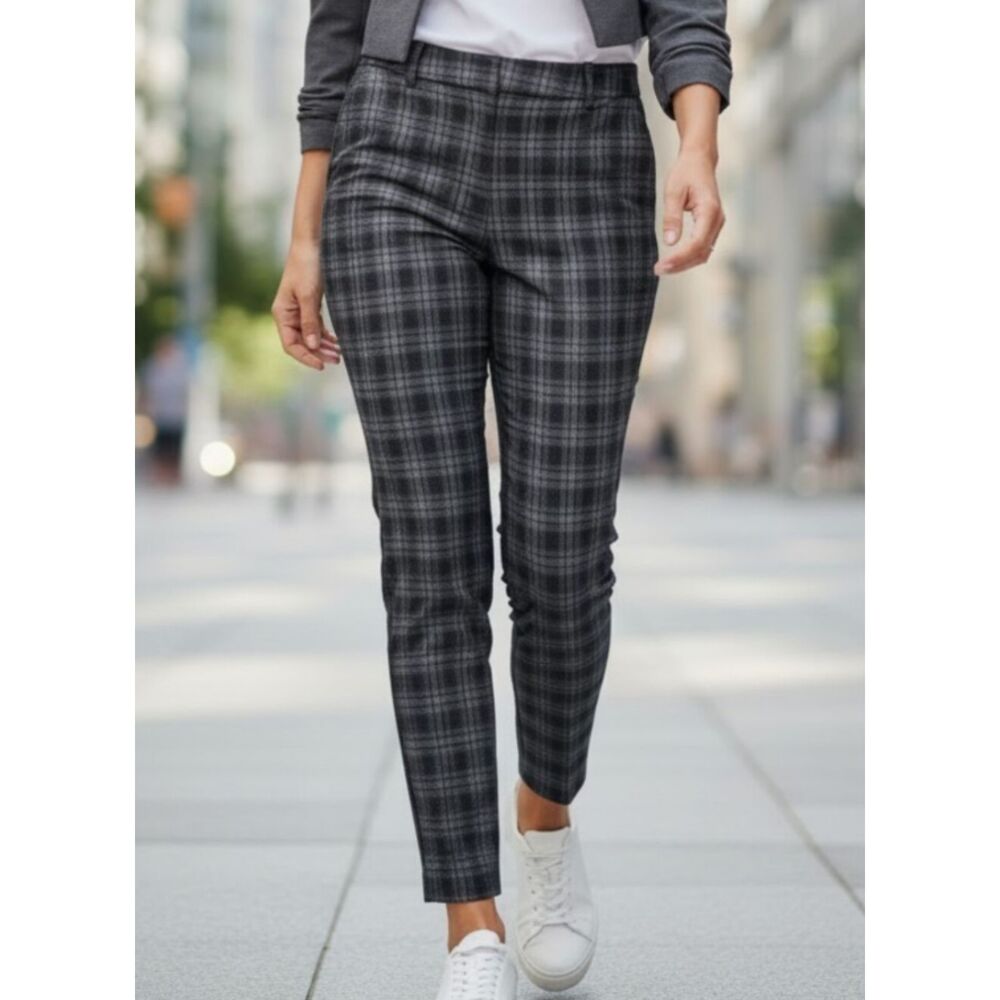 Violets & Roses Plaid Trousers Dark Grey Tailored Pants Women’s Size 8/29